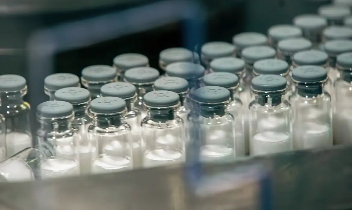 Butantan deve pedir registro de nova vacina contra a dengue até julho