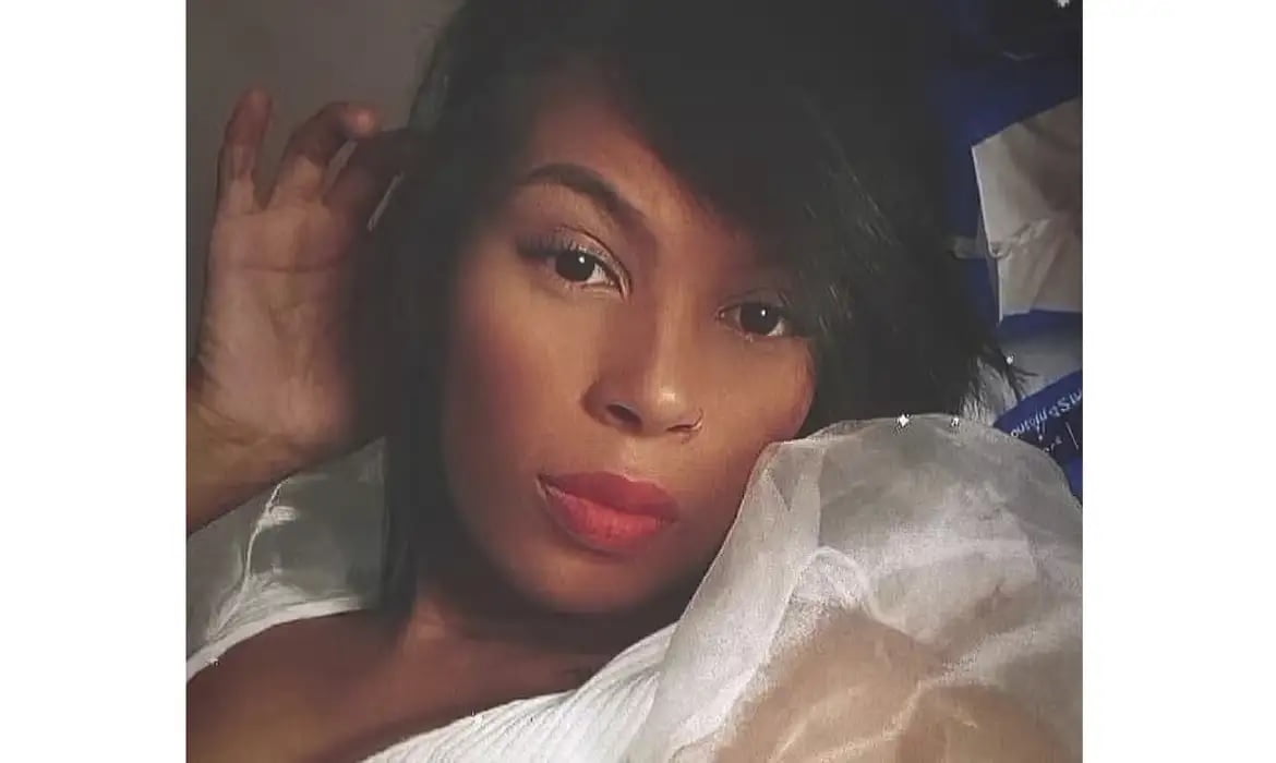 Mulher de 31 anos morre por bala perdida em Santos